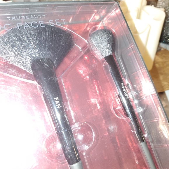 3 PC FACE BRUSH SET - Picture 5 of 7